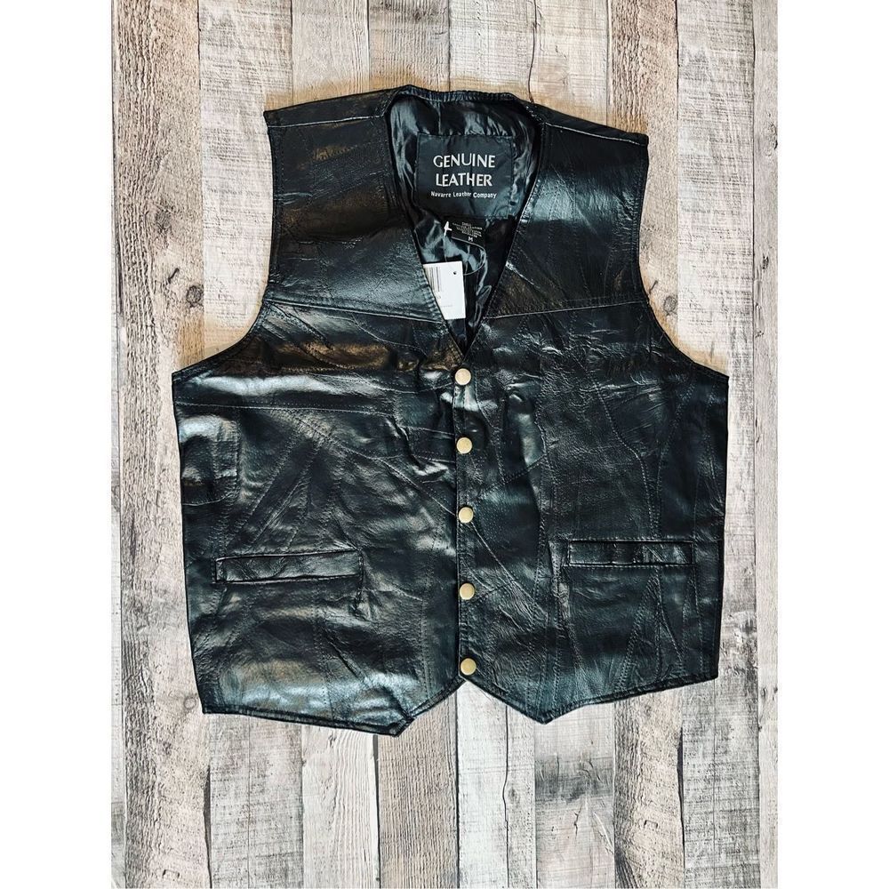 NWT Giovanni Navarre‎ Black Leather Motorcycle Riding Vest sz MEDIUM.